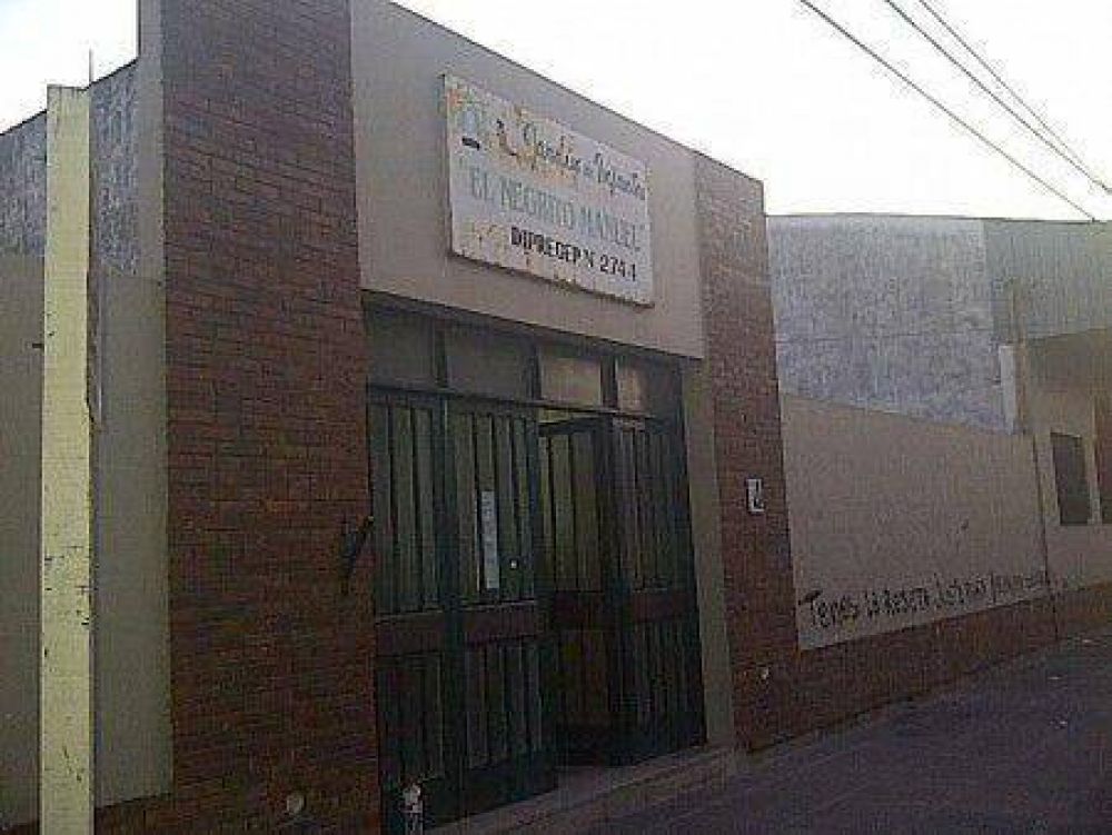 Robo y destrozos en el Jard�n �Negrito Manuel�