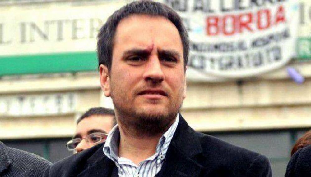 La agente que mult� a Cabandi� confirm� que fue despedida