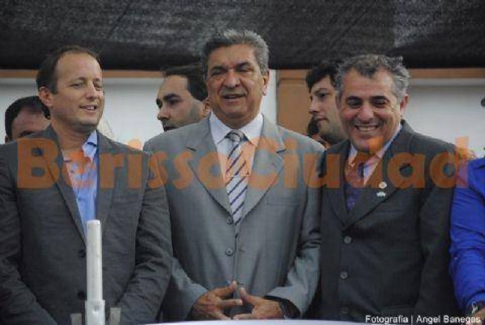Slezack repudi� la �desubicaci�n total� de protestar en pleno desfile