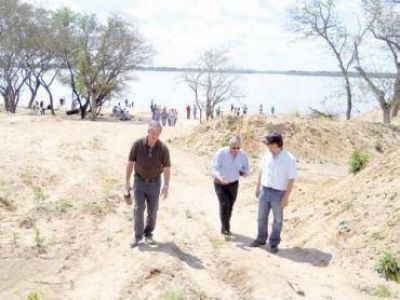 Lauritto y Schepens visitaron la obra de la Isla del Puerto