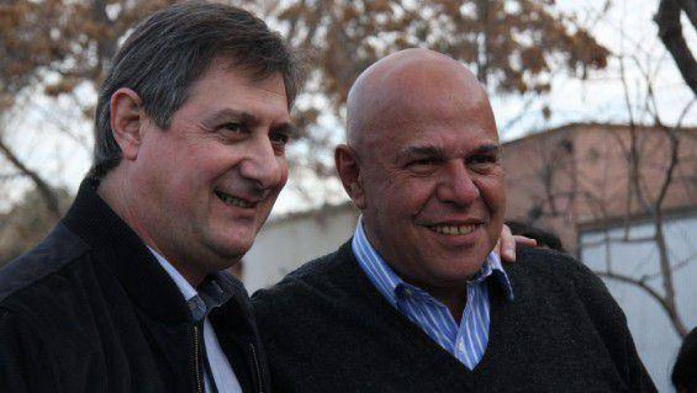 El PJ frena la ca�da por el efecto Cristina