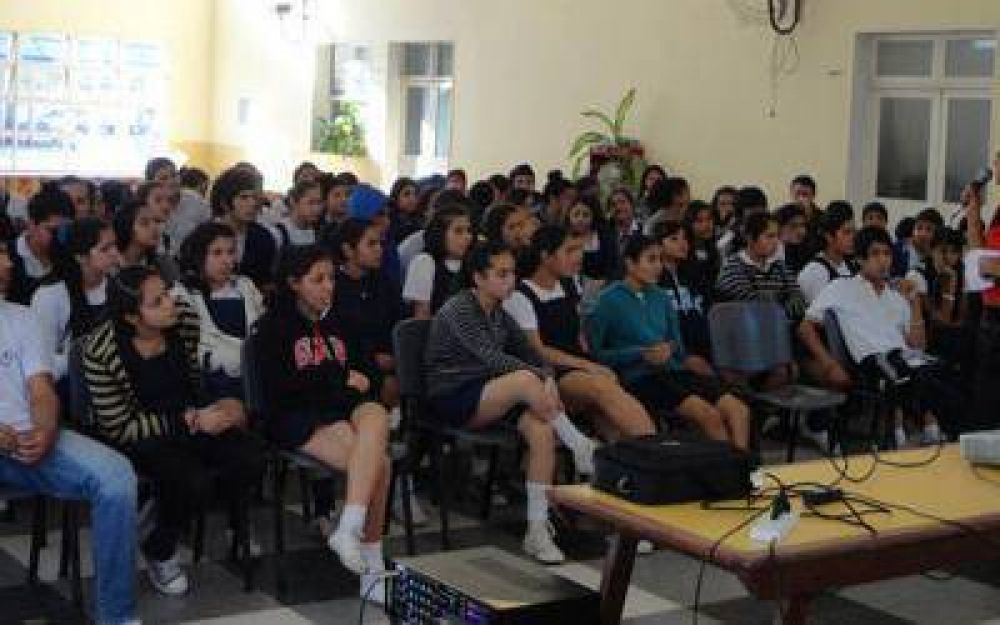 Carlos Tejedor: Jornada de Prevenci�n de Adicciones