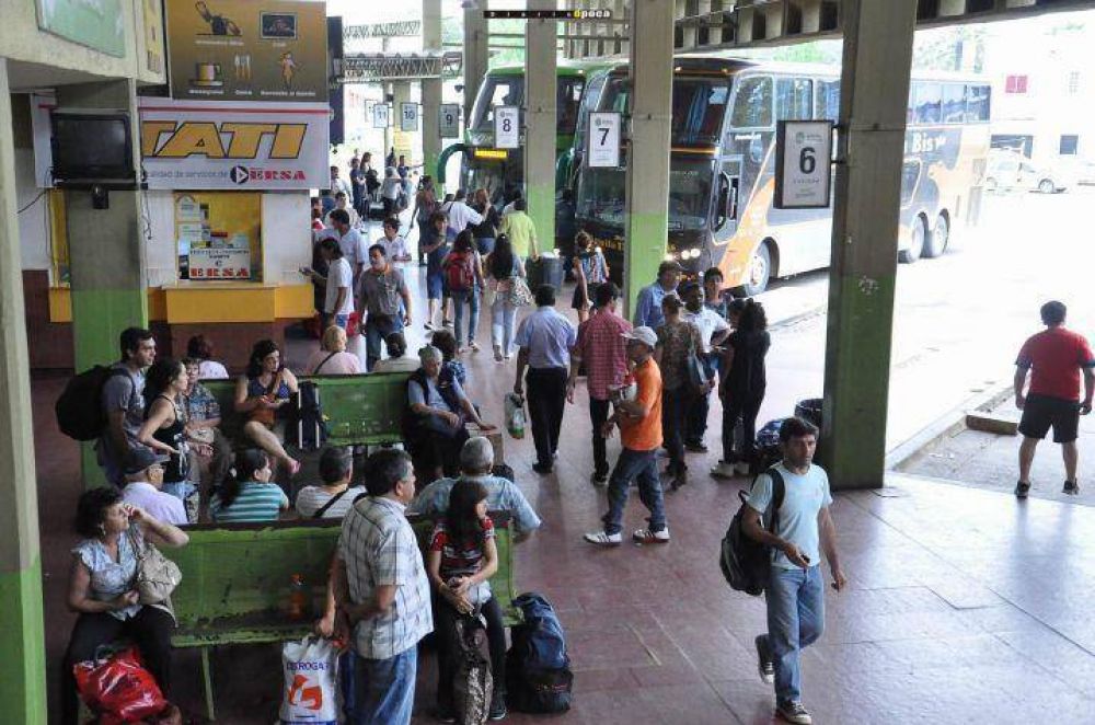 El recambio tur�stico se extiende hasta hoy en la capital correntina
