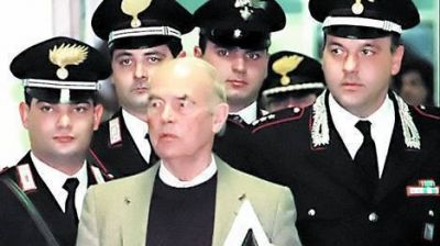 Nadie quiere hacer el funeral del criminal nazi Erich Priebke