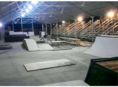 Qued� inaugurada la pista p�blica de skate