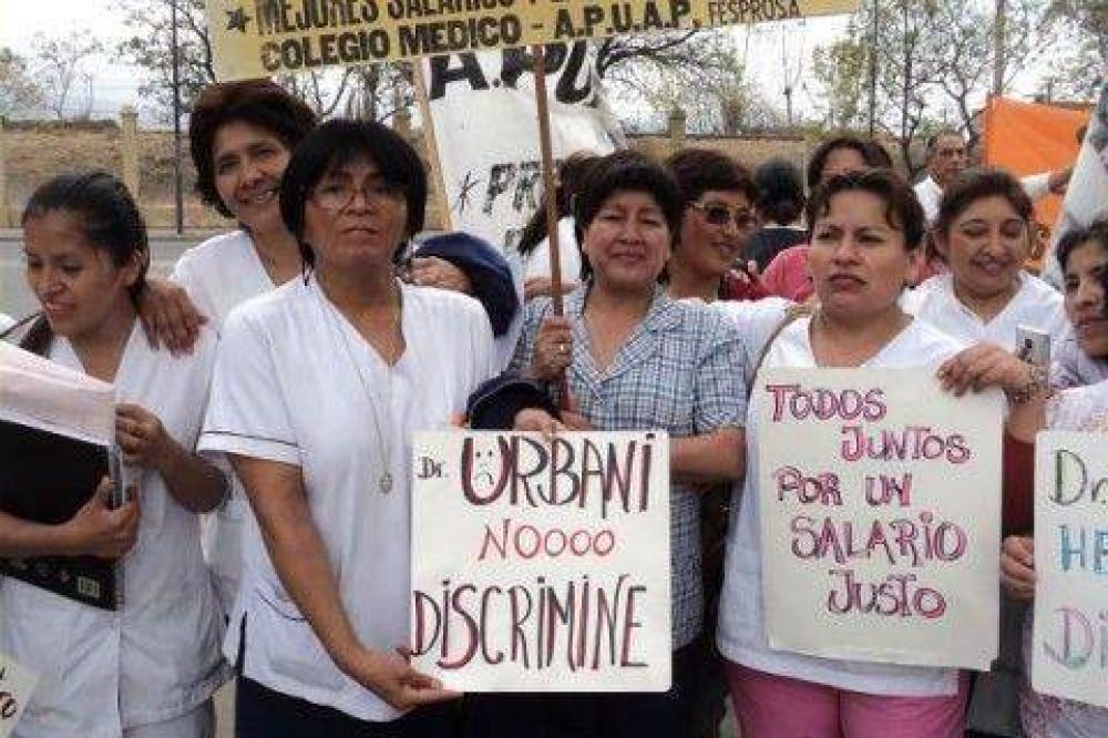 Enfermeras de servicios de criticidad de Jujuy amenazan con no pasar a la nueva maternidad si no les arreglan el tema salarial