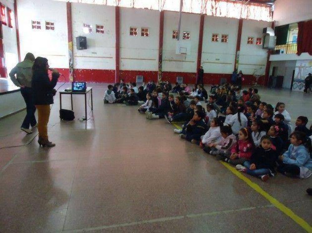Capacitaron en la prevenci�n del mascotismo