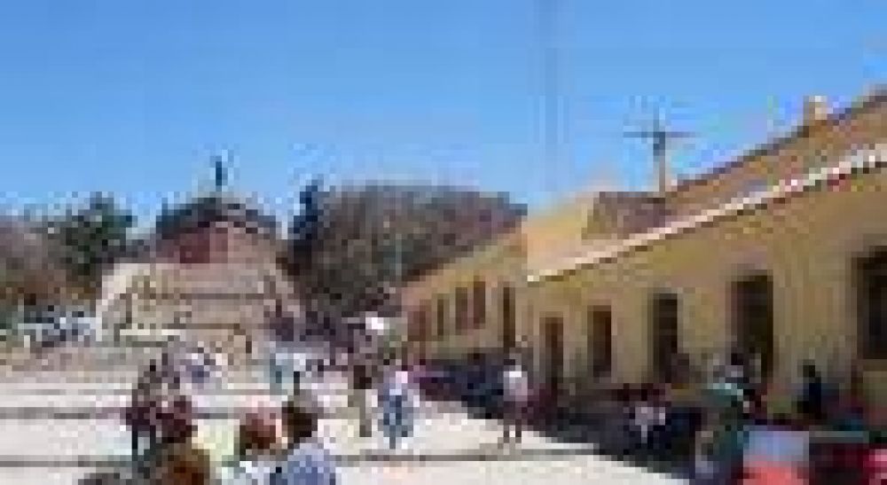 Importante afluencia de turistas en la Quebrada de Humahuaca