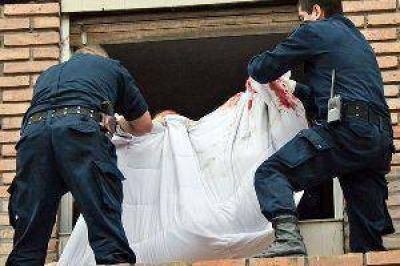 Horrible muerte de una funcionaria judicial que se habr�a arrojado de la terraza del hotel Centro