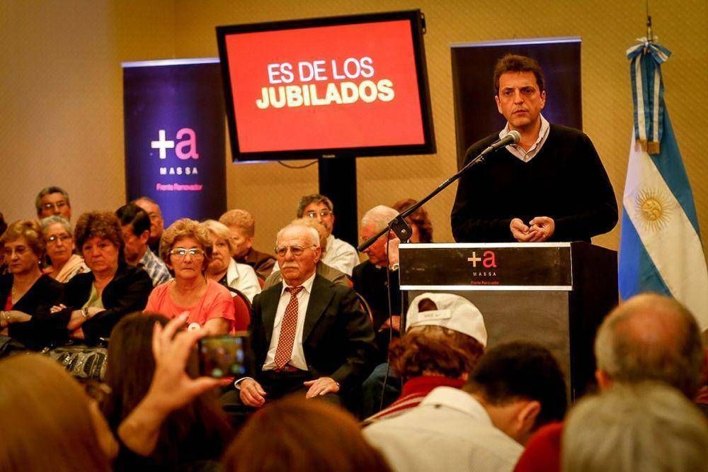 Massa quiere un plus para los jubilados e insiste con la Polic�a comunal