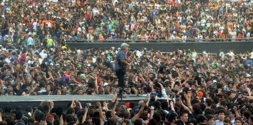  La Plata vibr� al ritmo del rock, bicivoladores y skaters