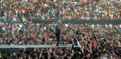  La Plata vibr� al ritmo del rock, bicivoladores y skaters