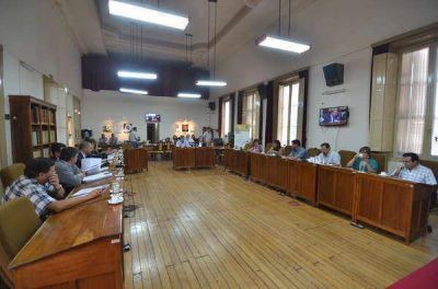 HOY SESIONAR� EL CONCEJO DELIBERANTE CON UN ORDEN DEL D�A COMPUESTO POR 42 PUNTOS