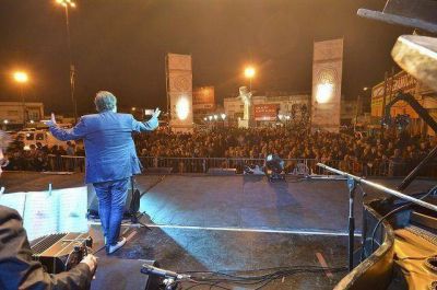 Lan�s: D�az P�rez inaugur� las obras de remodelaci�n del Puente Alsina