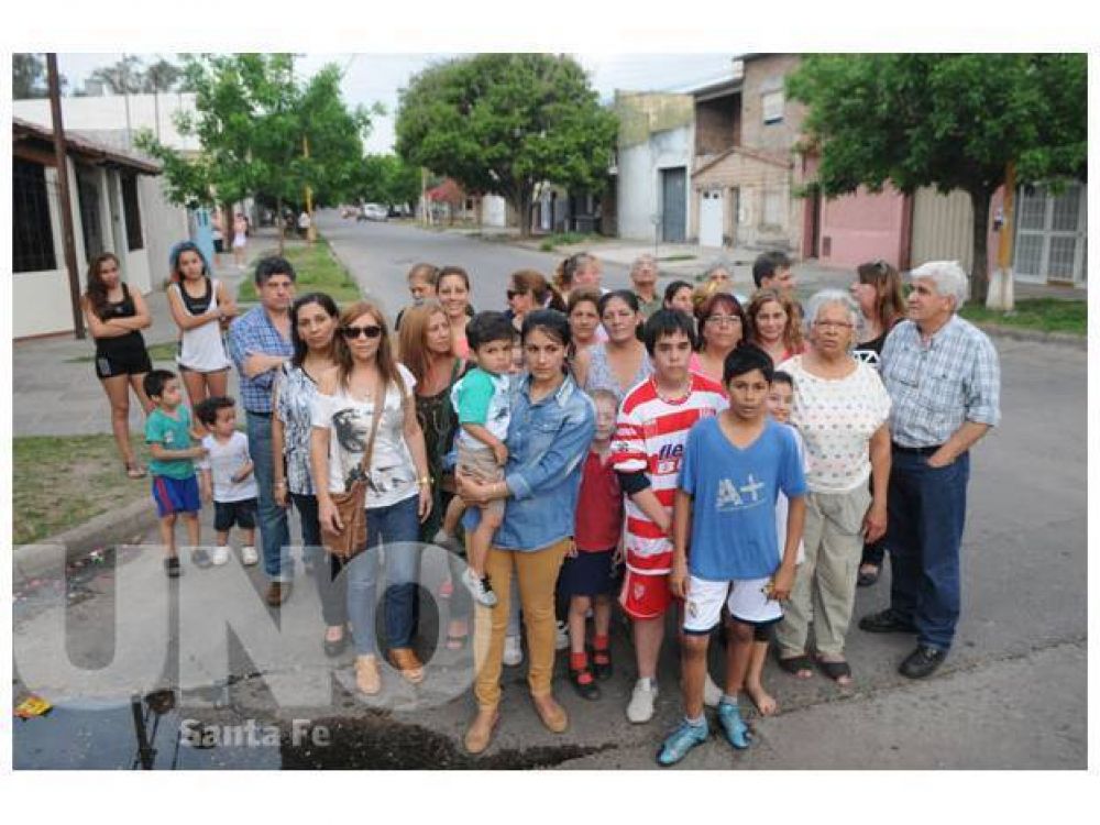 Los vecinos de Barrio Roma reclamaron por la seguridad