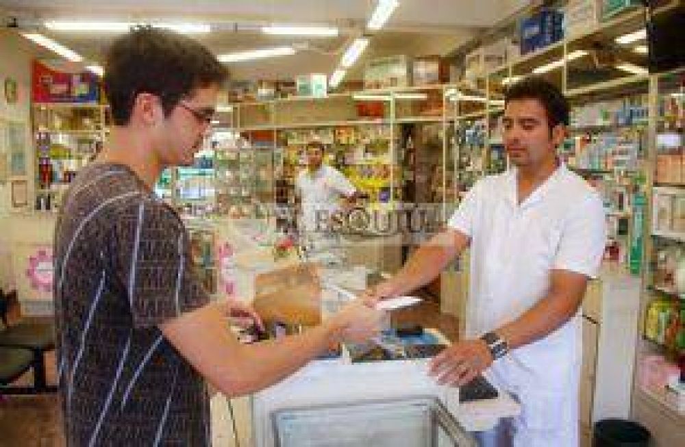 Modificar�n la ley que controla las farmacias