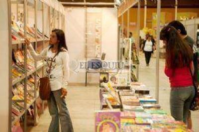 Comenz� la Feria del Libro
