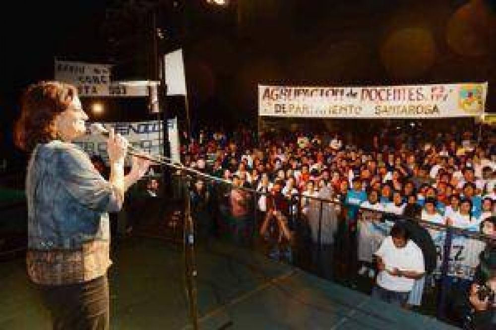 Corpacci cuestion� a Guaraz y respald� al candidato �Negro� Jerez