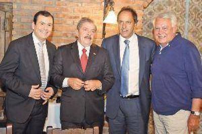 Zamora disert� junto a "Lula" y el ex presidente espa�ol Felipe Gonz�lez