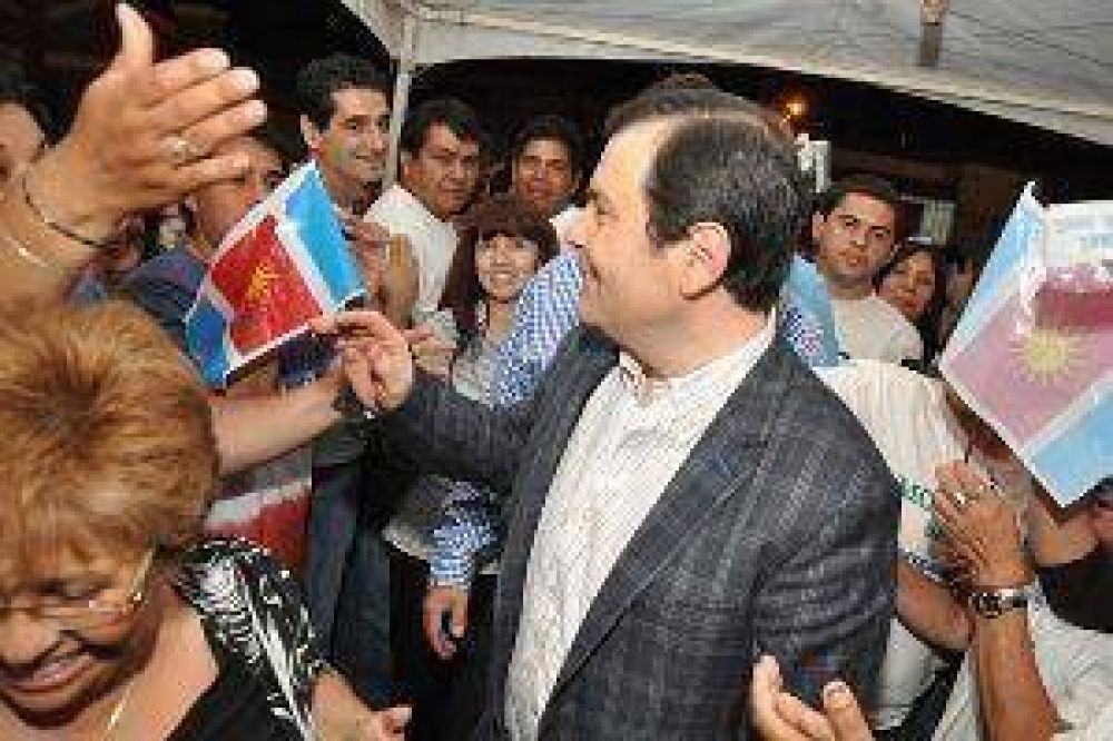 Zamora: "Debemos consolidar el cambio que iniciamos en 2005"