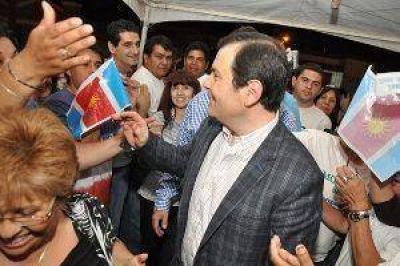 Zamora: "Debemos consolidar el cambio que iniciamos en 2005"