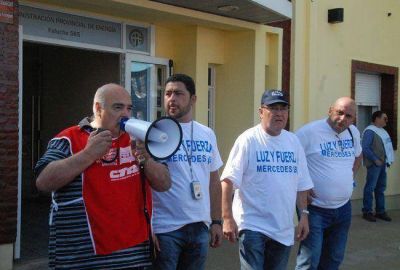Los dos gremios de Luz y Fuerza, de paro