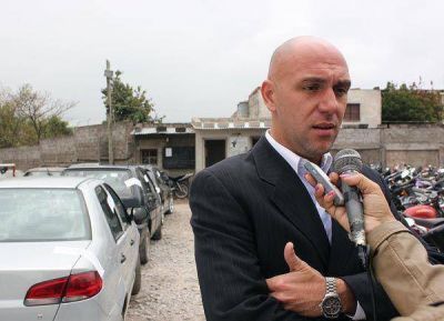 El municipio demor� taxis truchos y detect� menores al volantes