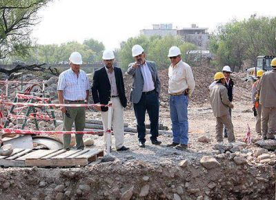El intendente Jorge inspeccion� la construcci�n del nuevo puente Otero y Urdinin�a