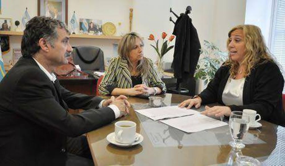 El IPV prev� la construcci�n de 65 viviendas para municipales