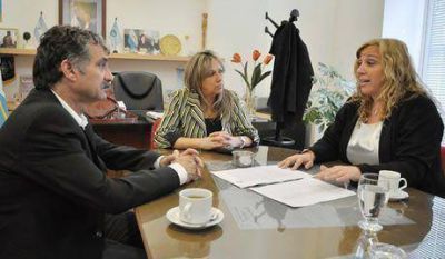 El IPV prev� la construcci�n de 65 viviendas para municipales