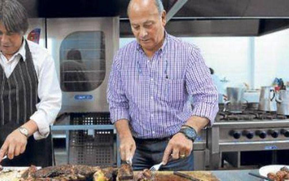 Venegas pas� por la quinta y cruz� a Boudou y M�ximo Kirchner