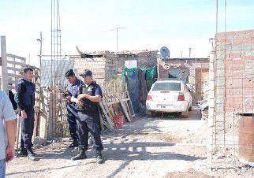 Asesinaron de tres pu�aladas a un hombre y detienen a cinco personas 