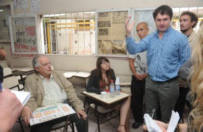 "Filo" levanta la toma el s�bado y el lunes habr� clases