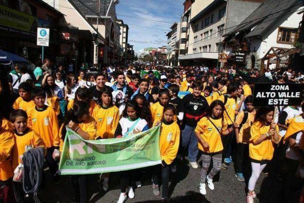 M�s de 2800 alumnos participan de la final de los juegos R�o Negro en Acci�n