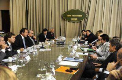Armas: Scioli busca unificar penas
