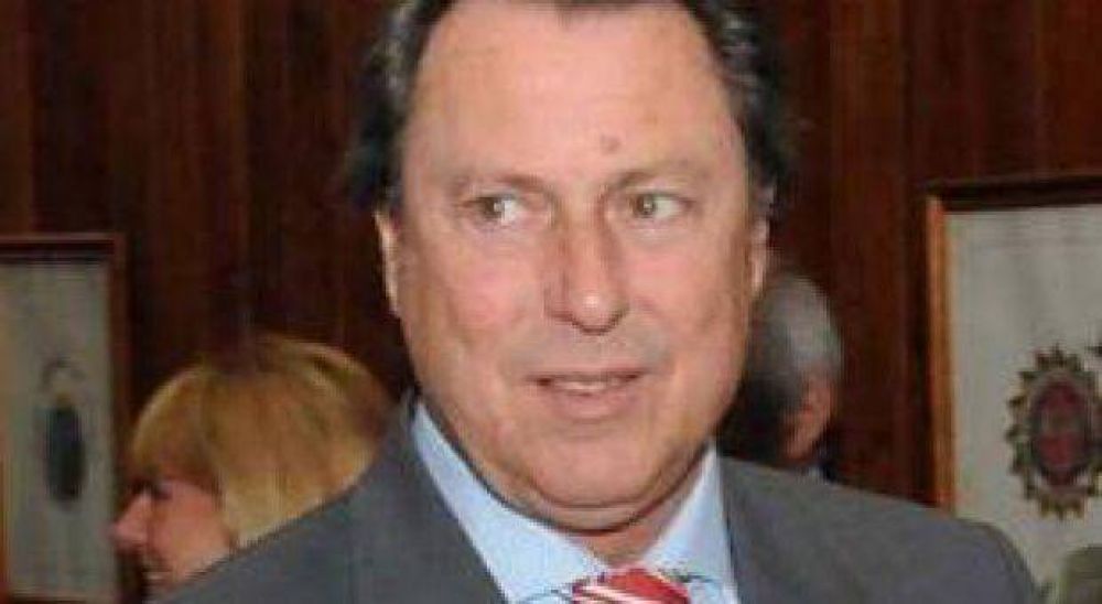 "Chocolate por la noticia", respondi� Casal al pedido de Massa de descentralizar la justicia