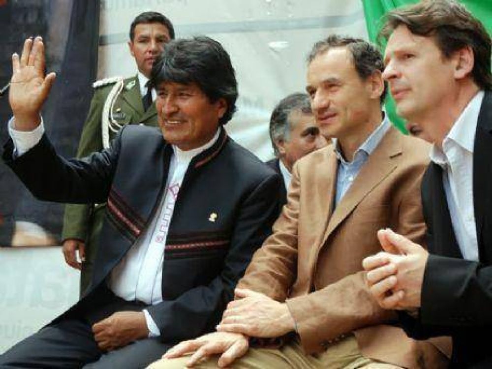Evo Morales inaugur� el viceconsulado de Bolivia en laciudad, junto a Pablo y Gabriel Bruera