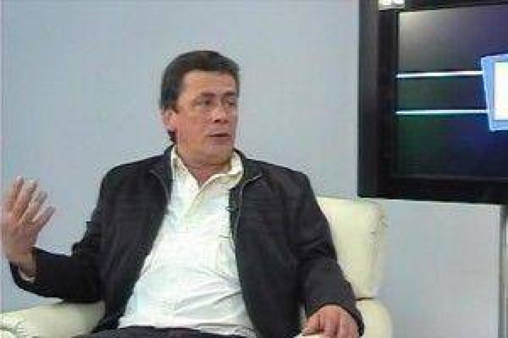 Leve mejor�a en la salud de H�ctor P�rez