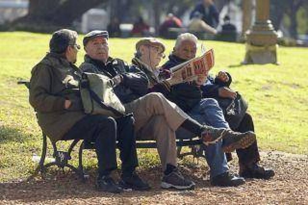 Argentina lidera la cobertura previsional a mayores en la regi�n