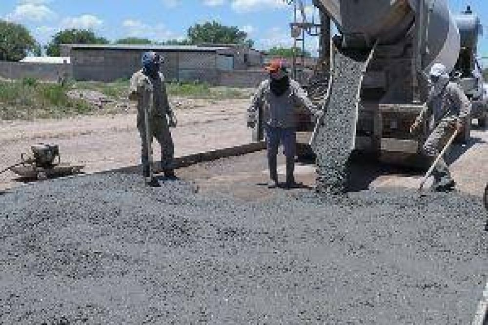 M�s de mil millones de pesos ser�n destinados para pavimentar caminos
