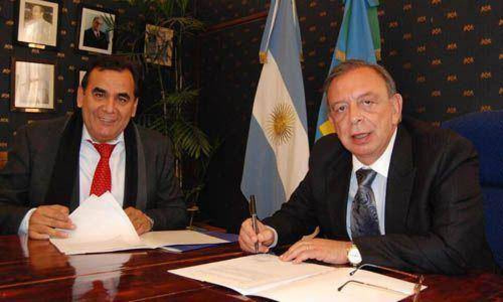 Con Z�ccaro en el massismo, el PJ elige autoridades en diciembre