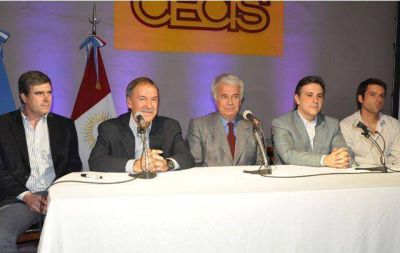 Para De la Sota, politizar el narcoesc�ndalo es "canallesco"