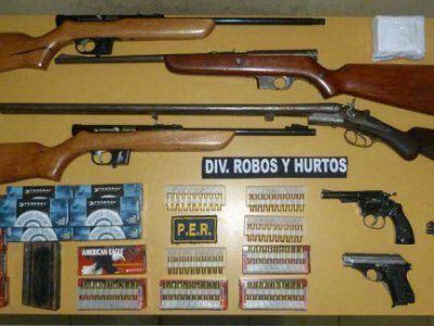 Secuestraron armas de grueso calibre y numerosa cartucher�a 