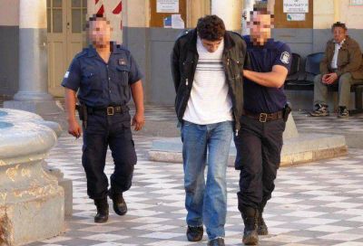 Uno de los detenidos por el homicidio del contador ya ten�a una condena por dos robos