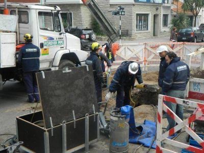 OSSE avanza con el tendido de nueva ca�er�a en Lomas de Santa Cecilia
