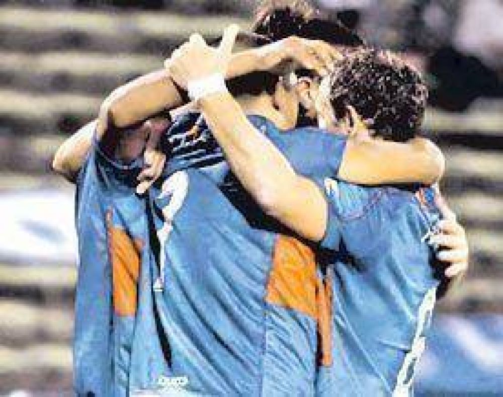 Tigre, con poco, se llev� todo