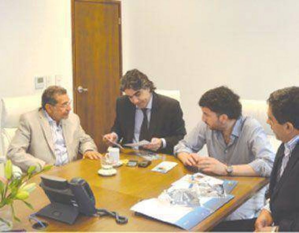 La Provincia apuesta a fabricar equipos para Conectar igualdad