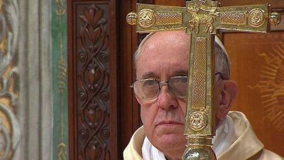 Sacerdote argentino celebrar� misa con el papa Francisco