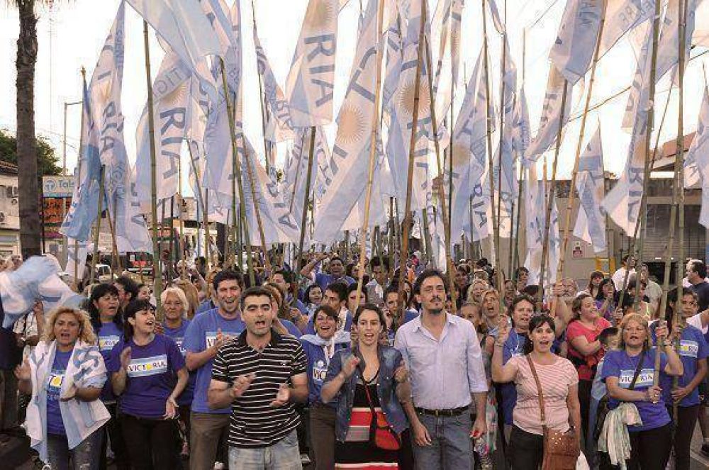 Multitudinaria fiesta peronista del Frente para la Victoria de Tigre