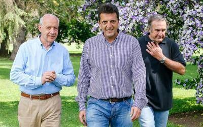 Elecciones 2013: En el d�a de la Lealtad, Massa se reuni� en Rojas con Reutemann y Lavagna